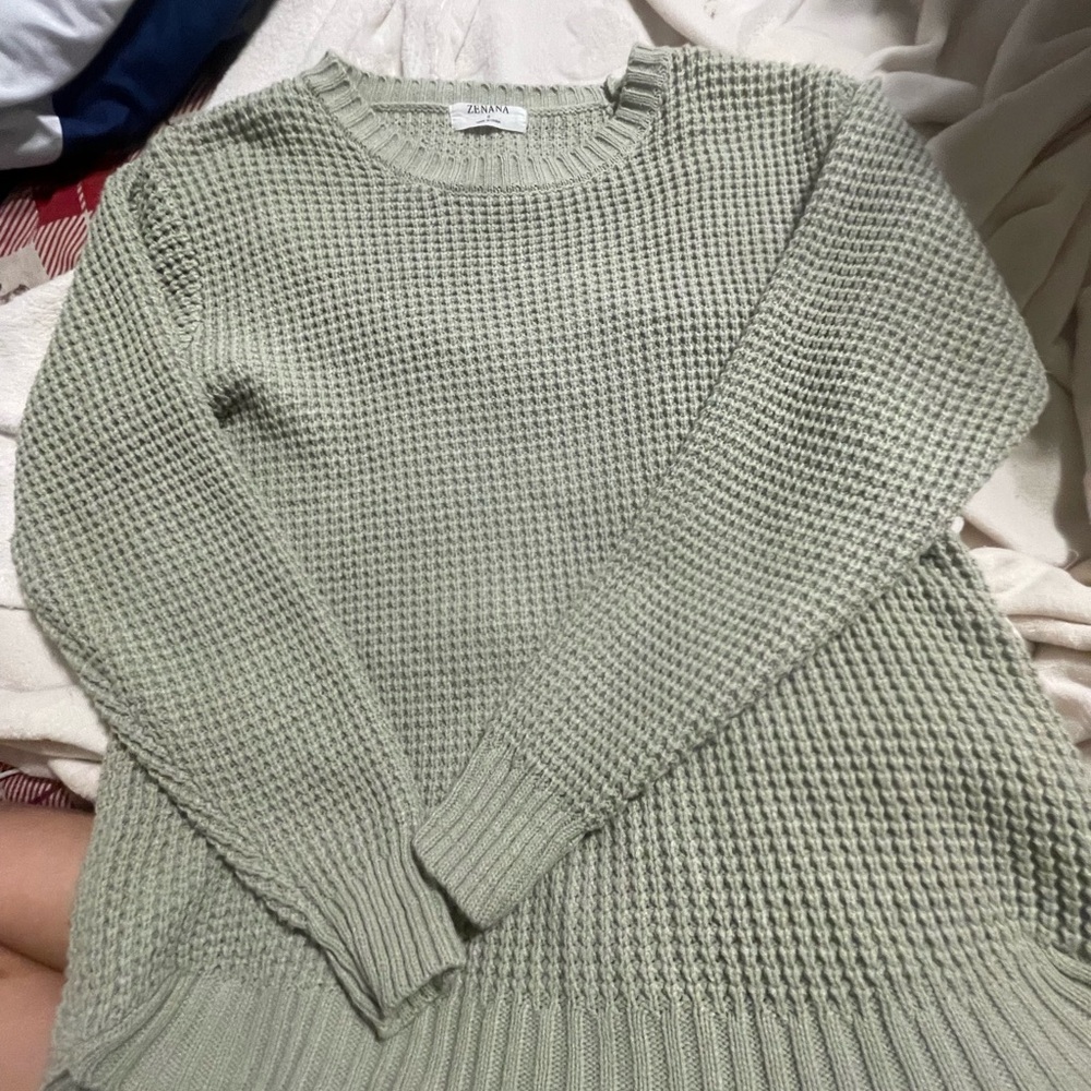 Zenana Outfitters Women's Sage Green Sweater